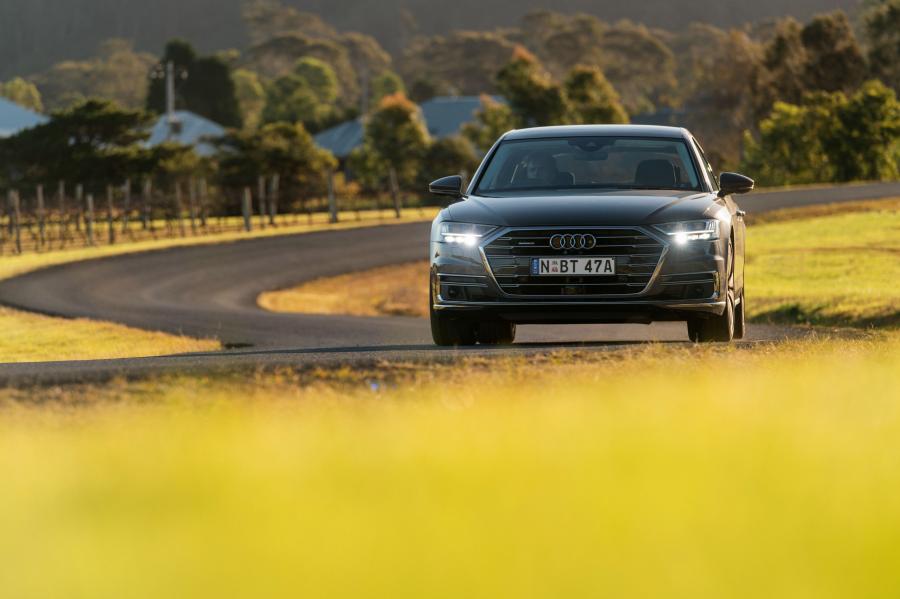  Audi A8 L 55 TFSI Quattro (D5) 2018 года  (AU) (фото 5 из 39)